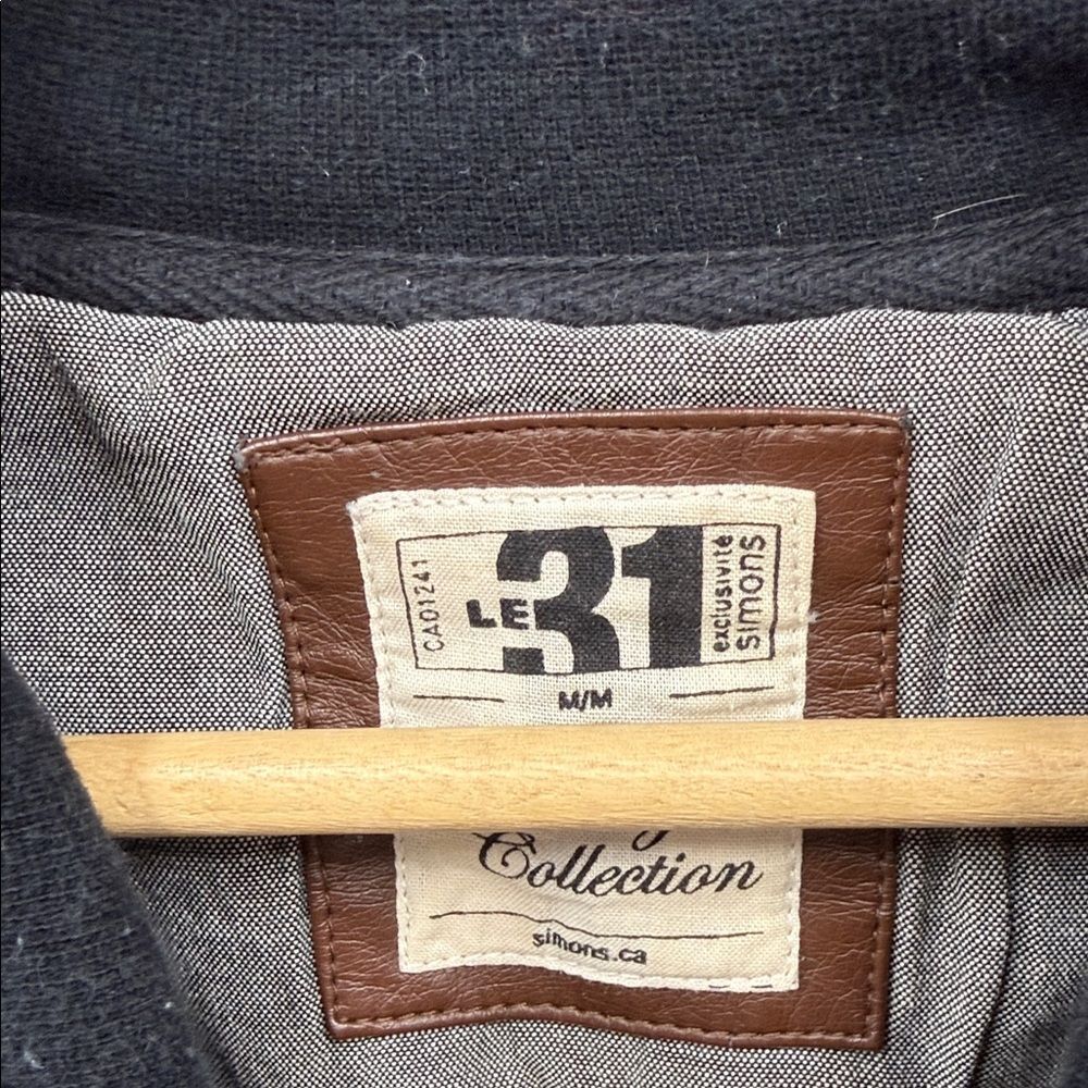 Simons Le 31 Black Textured Crewneck Sweater - Picture 2 of 6